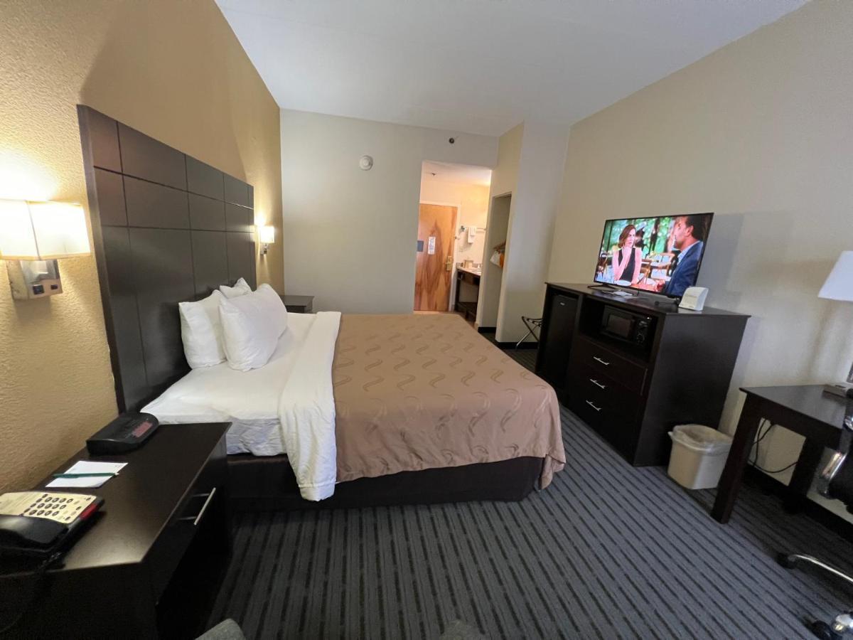 Quality Inn Richmond Airport Sandston Exterior foto